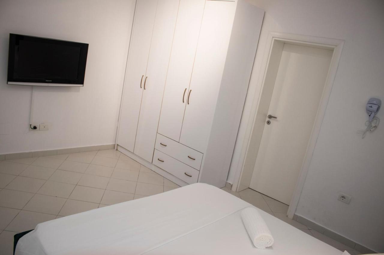 Vila Shehaj Luxury Apartment Vlore Exterior photo